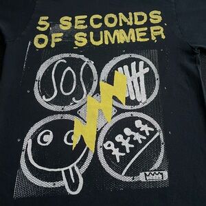 Official Merchandise 5 Seconds of Summer graphic band tee sz S